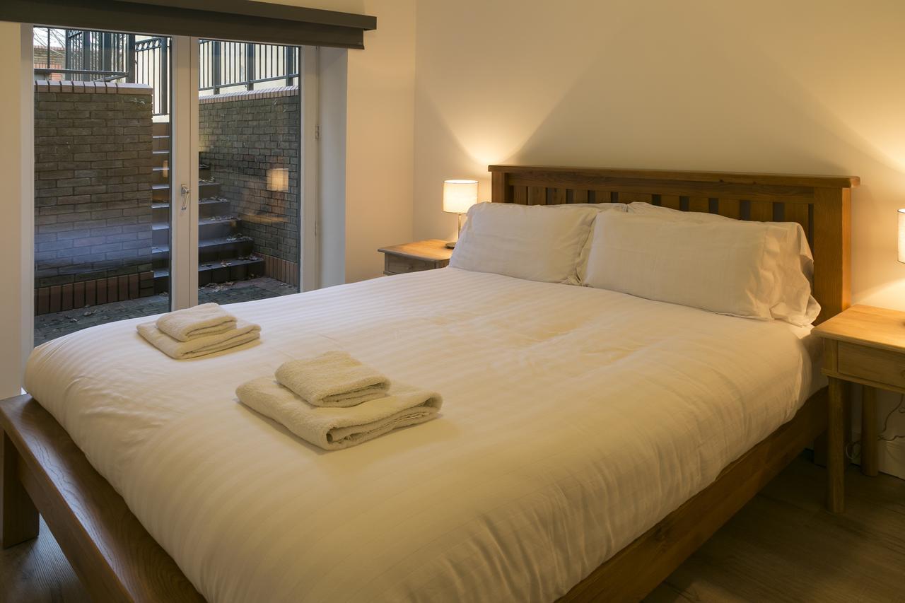Stylish One Bed Apartment With Private Garden Dublin